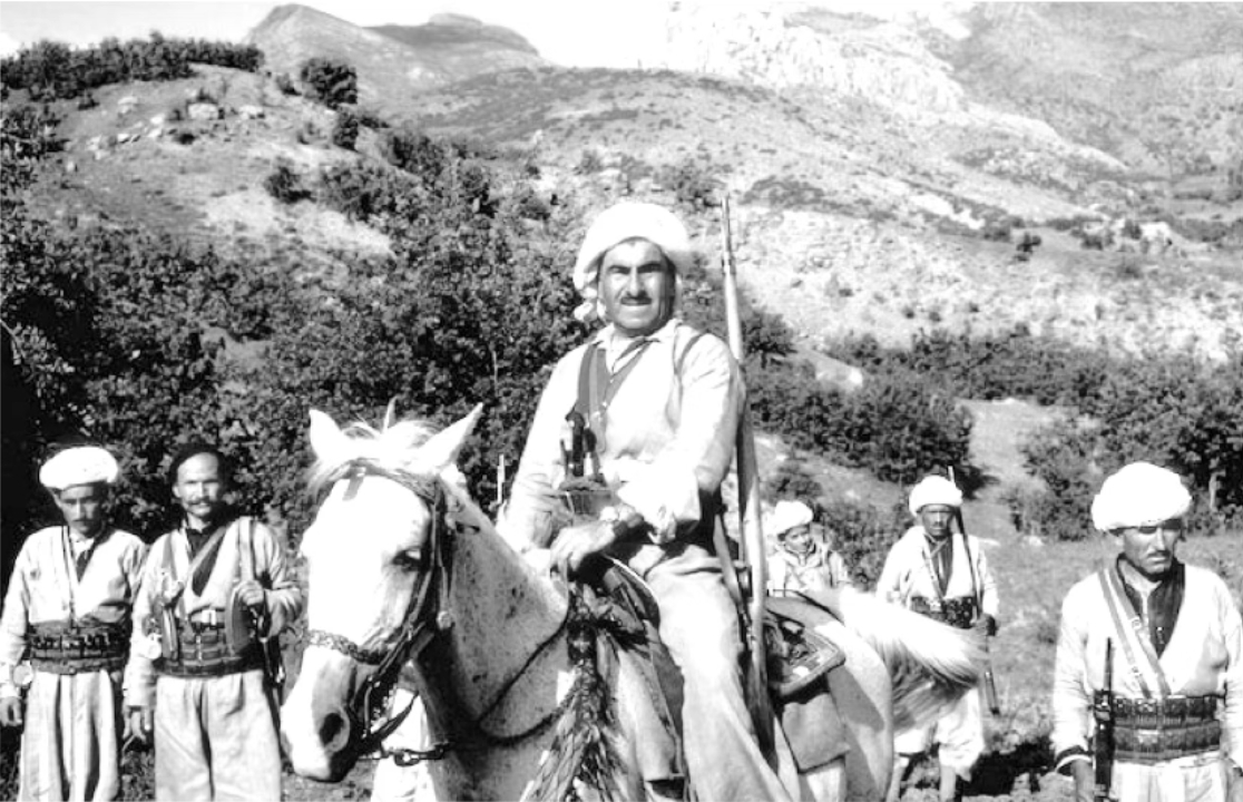Barzanî li ser pişta hespê